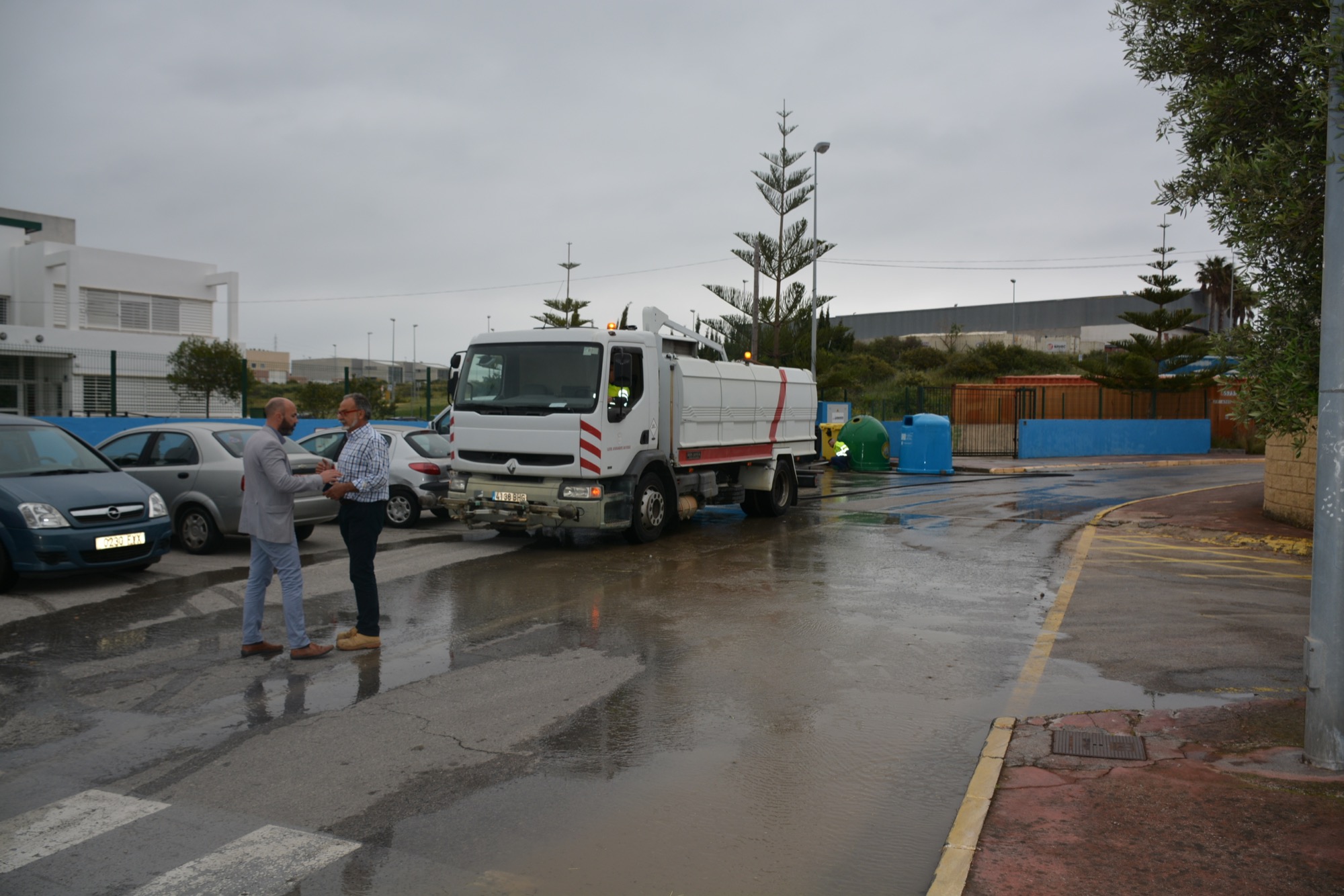 Limpieza de choque en la zona de La Pólvora San Roque